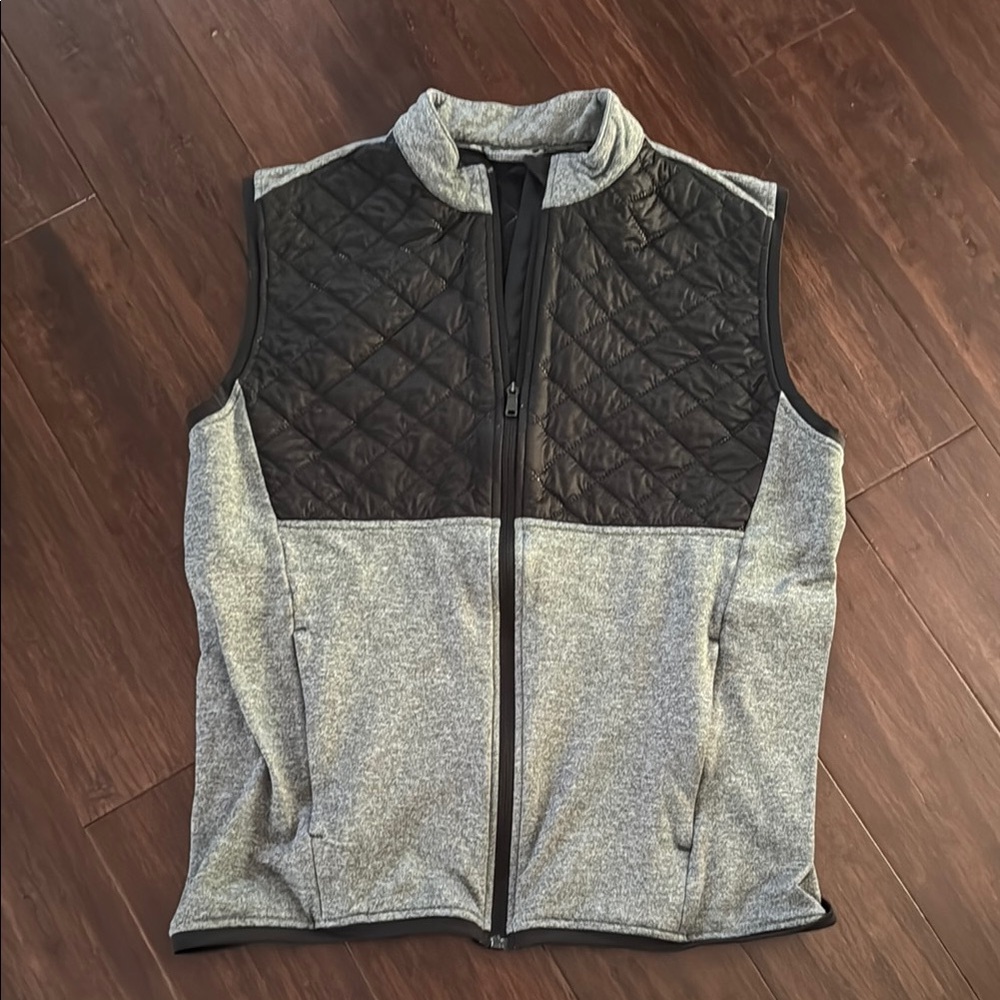 ADIDAS GOLF Black and Gray Quilted Vest